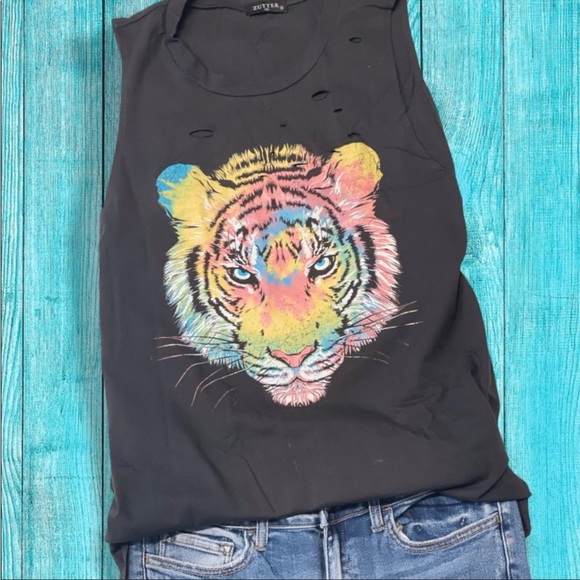 Tiger print muscle tank - Picture 6 of 7